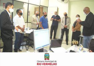 Leia mais sobre o artigo Conhecendo a ASSPROM, Associação Profissionalizante do Menor de Belo Horizonte,MG. Assinatura do contrato entre Câmara Municipal de Rio Vermelho, MG e ASSPROM, para inserção do Programa Adolescente Trabalhador na casa Legislativa.