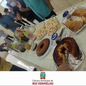 Leia mais sobre o artigo A Câmara Municipal de Rio Vermelho/MG, recepcionou nesta manhã de quinta-feira, 16/09/2021, os adolescentes que irão exercer funções administrativas na Casa Legislativa, no período de um ano.
